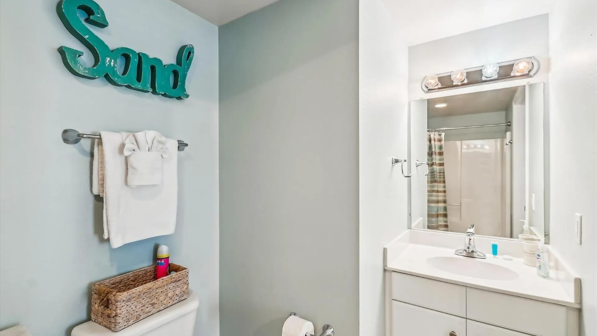 Shores Of Panama 521 - 2 Bedroom Bunks Sleeps 6, Reserved Parking! Condo Panama City Beach Apartment