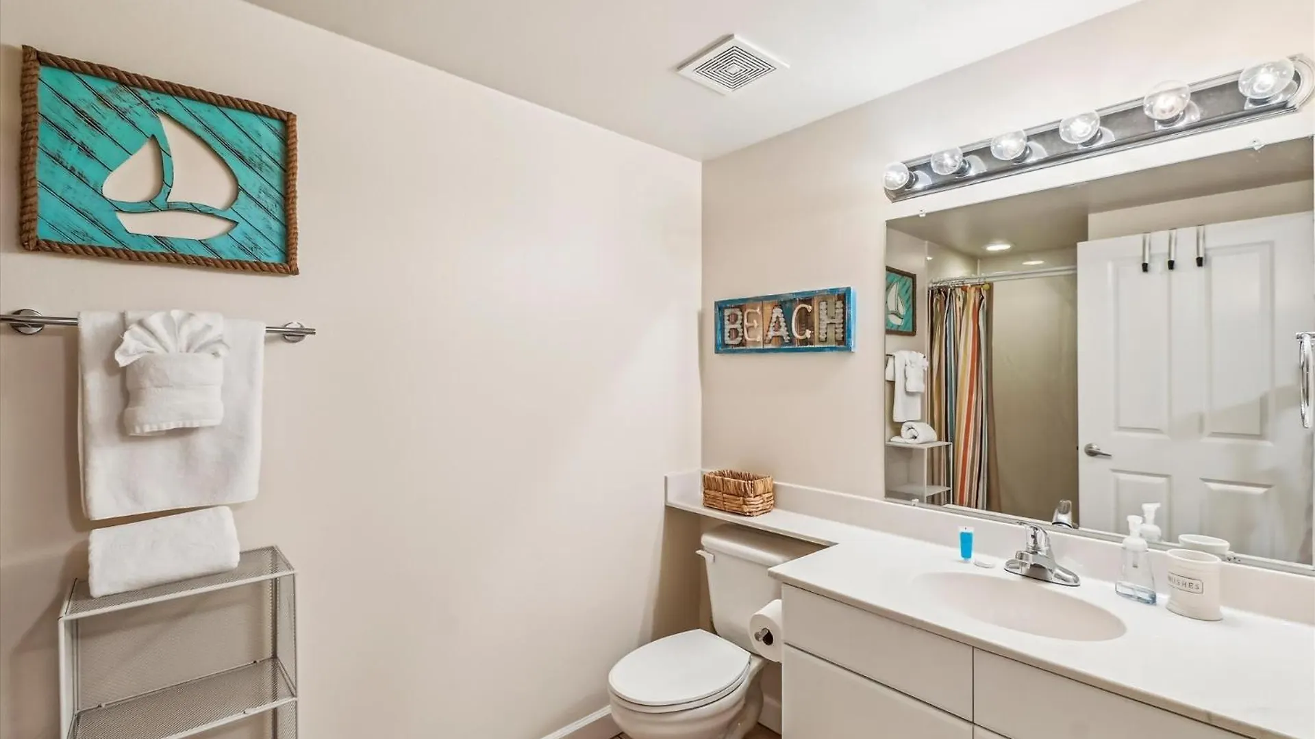 Shores Of Panama 521 - 2 Bedroom Bunks Sleeps 6, Reserved Parking! Condo Panama City Beach Apartment