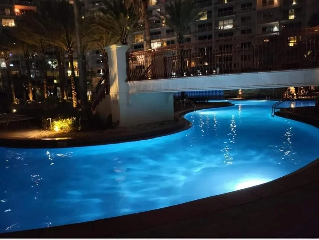 Shores Of Panama 521 - 2 Bedroom Bunks Sleeps 6, Reserved Parking! Condo Panama City Beach Apartment